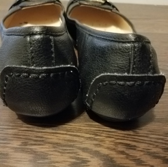 Shoes - Picture 2 of 3